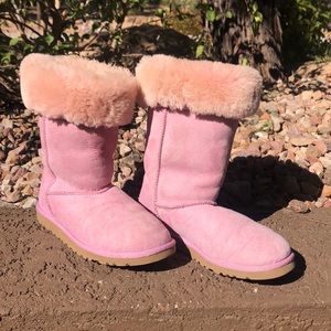 Pink Ugg boots EUC with upper exposed fur